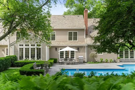 235 Hollander Road Wayzata MN 55391