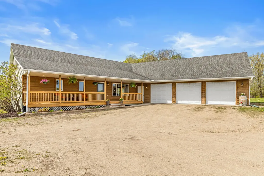 8304 180th Street W Faribault MN 55021