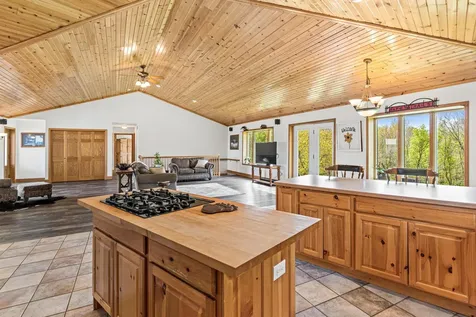 8304 180th Street W Faribault MN 55021