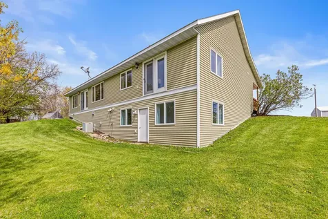 8304 180th Street W Faribault MN 55021