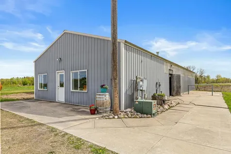 8304 180th Street W Faribault MN 55021