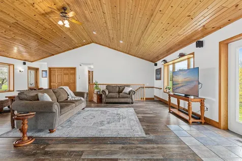8304 180th Street W Faribault MN 55021