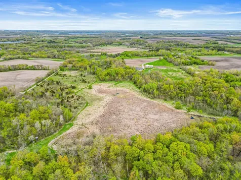 8304 180th Street W Faribault MN 55021