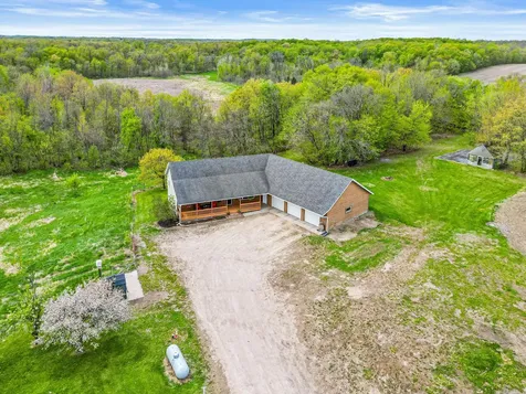 8304 180th Street W Faribault MN 55021