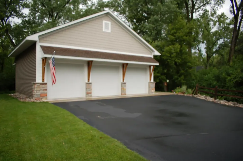 3335 Victoria Street N Shoreview MN 55126
