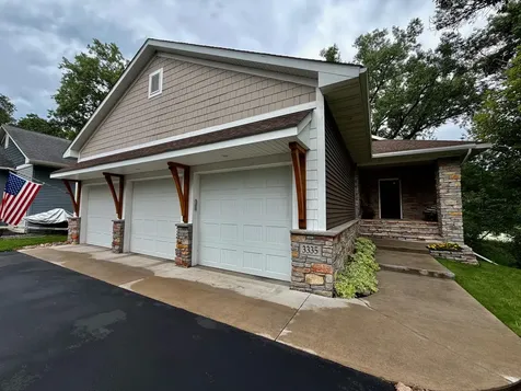 3335 Victoria Street N Shoreview MN 55126
