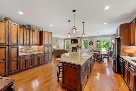 3335 Victoria Street N Shoreview MN 55126