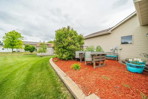 969 32nd Street S Moorhead MN 56560