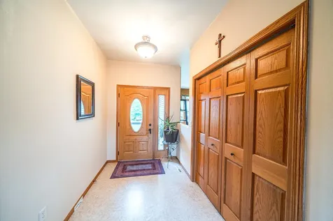 969 32nd Street S Moorhead MN 56560