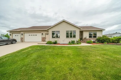 969 32nd Street S Moorhead MN 56560