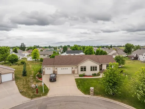 969 32nd Street S Moorhead MN 56560