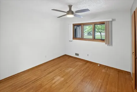 18420 Bates Street Dayton MN 55327