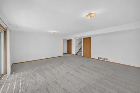 4514 Meadow Lakes Drive NW Rochester MN 55901