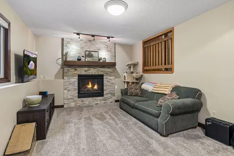 9704 172nd Street W Lakeville MN 55044