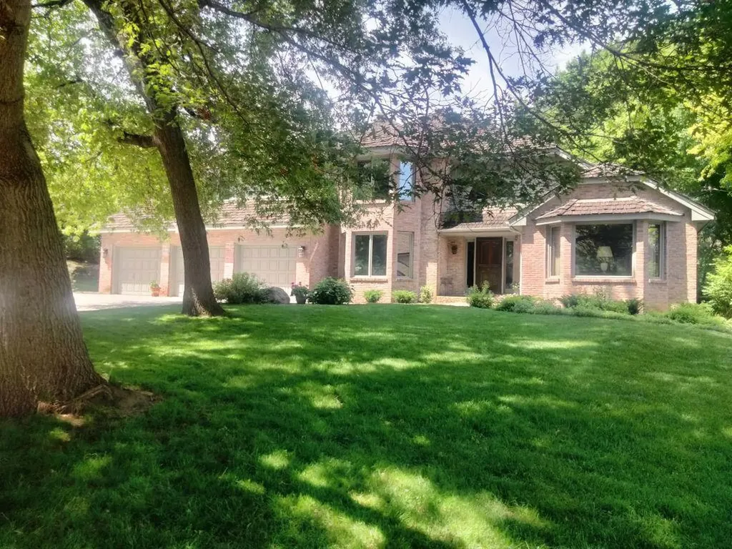 9348 Palmer Road Bloomington MN 55437