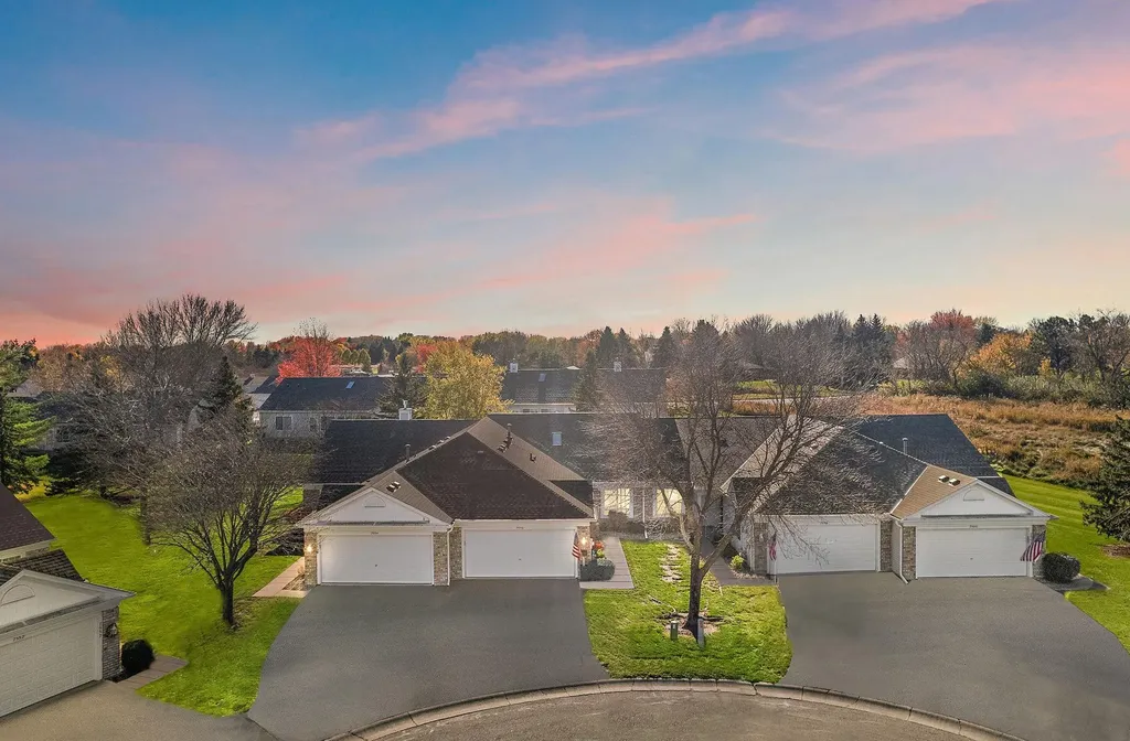 7556 Ojibway Park Bay Woodbury MN 55125