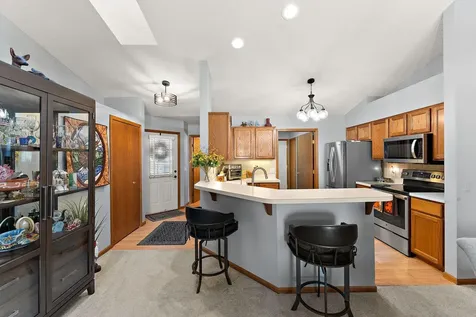 7556 Ojibway Park Bay Woodbury MN 55125