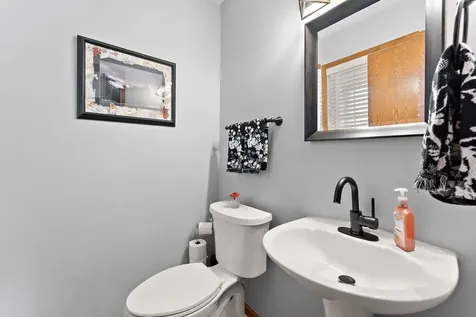 7556 Ojibway Park Bay Woodbury MN 55125