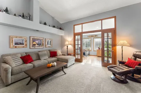 7556 Ojibway Park Bay Woodbury MN 55125