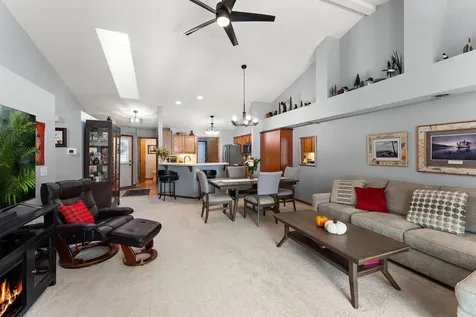 7556 Ojibway Park Bay Woodbury MN 55125
