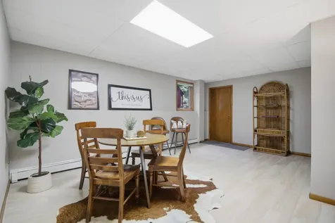 323 7th Street SW Eyota MN 55934