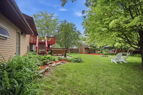 323 7th Street SW Eyota MN 55934