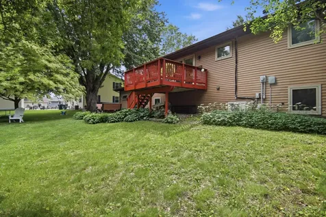 323 7th Street SW Eyota MN 55934