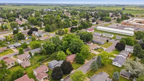 323 7th Street SW Eyota MN 55934