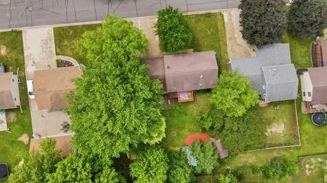 323 7th Street SW Eyota MN 55934