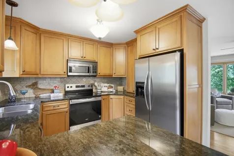 323 7th Street SW Eyota MN 55934