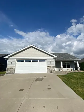 8 Abbey Lane Kasson MN 55944