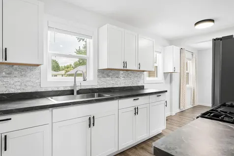 130 16th Street NE Owatonna MN 55060