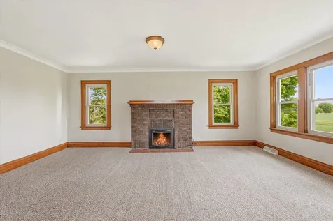 4475 409th Avenue NW Braham MN 55006