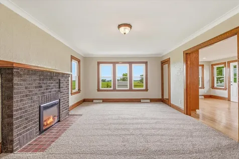 4475 409th Avenue NW Braham MN 55006