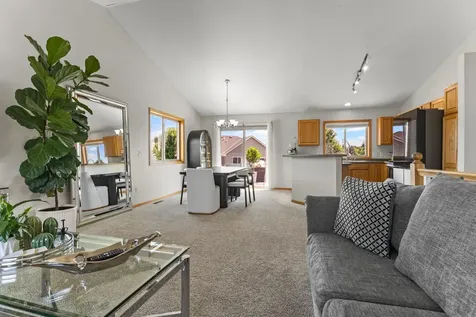 22486 Cantrel Way Farmington MN 55024
