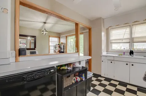 614 16th Street N Moorhead MN 56560