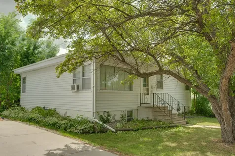 614 16th Street N Moorhead MN 56560