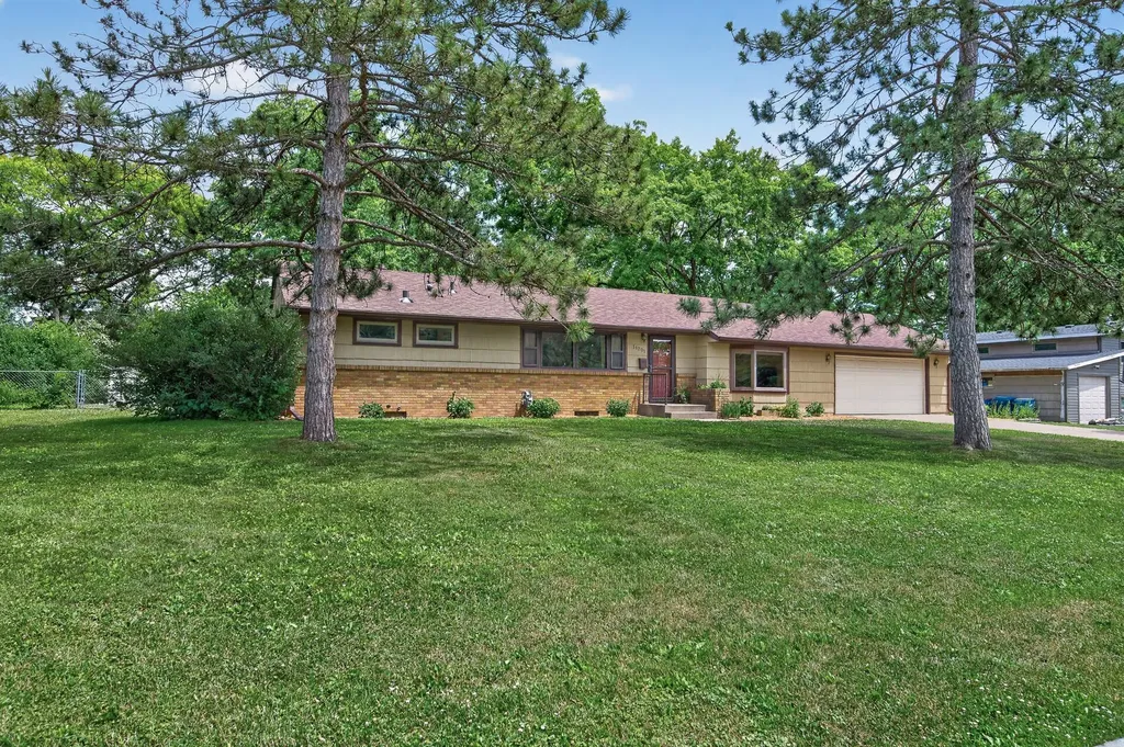 11201 Washburn Avenue S Bloomington MN 55431