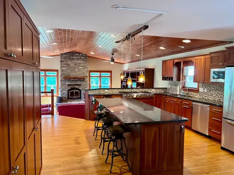 7251 Mill Road Centerville MN 55038