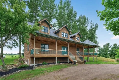 39645 Palm Street NW Stanchfield MN 55080