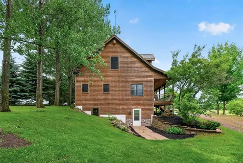 39645 Palm Street NW Stanchfield MN 55080
