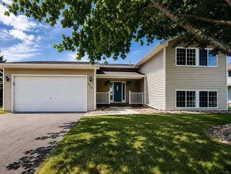 509 S Maple Street S Belle Plaine MN 56011
