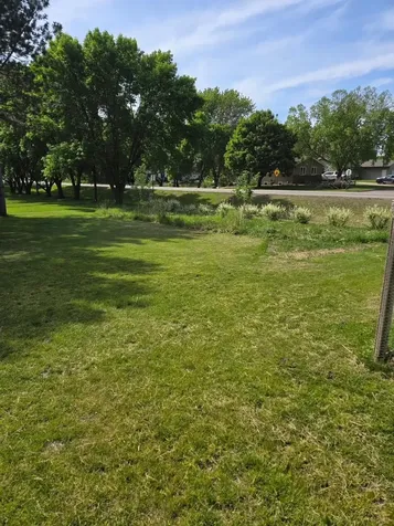 427 Lori Lane Litchfield MN 55355