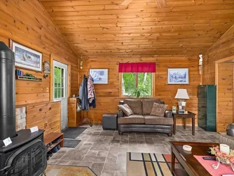 3616 Lavaque Road Hermantown MN 55811