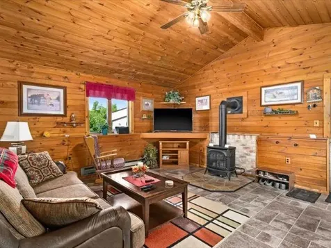 3616 Lavaque Road Hermantown MN 55811