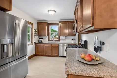 4429 Knox Avenue N Minneapolis MN 55412
