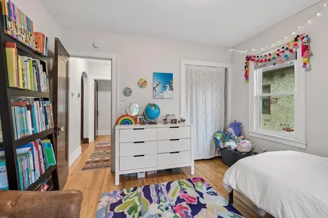 4429 Knox Avenue N Minneapolis MN 55412