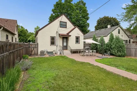 4429 Knox Avenue N Minneapolis MN 55412