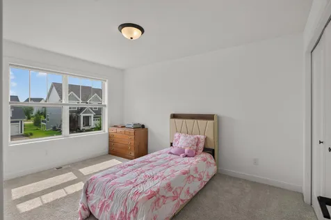 6432 Red Cedar Drive Chaska MN 55318