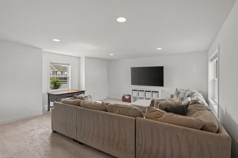 6432 Red Cedar Drive Chaska MN 55318